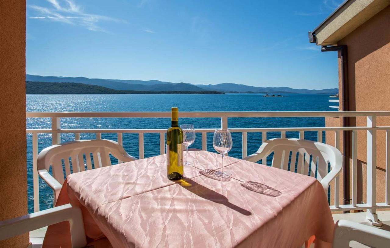 Apartmani Nikoletic Клек Екстериор снимка