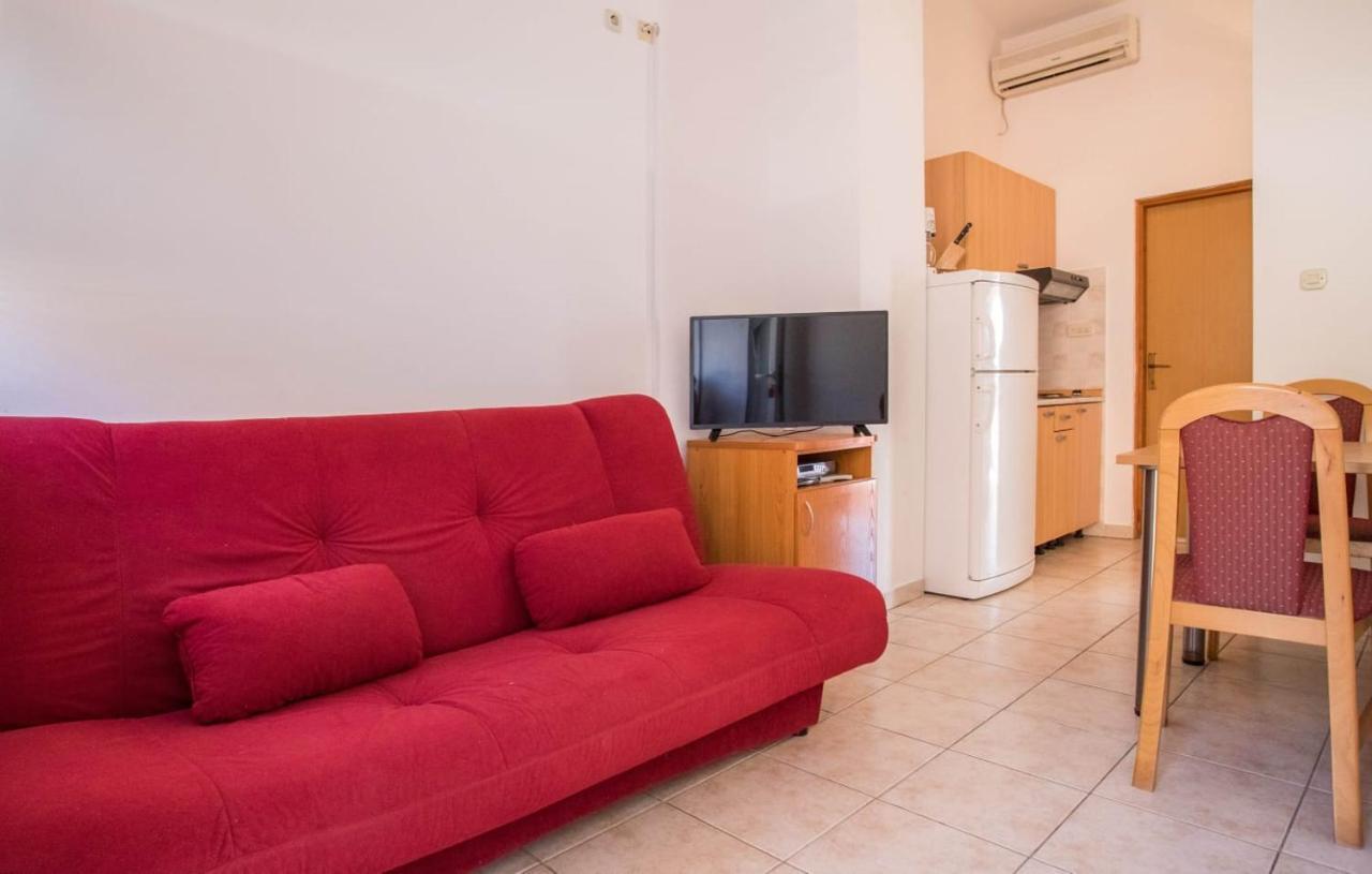 Apartmani Nikoletic Клек Екстериор снимка
