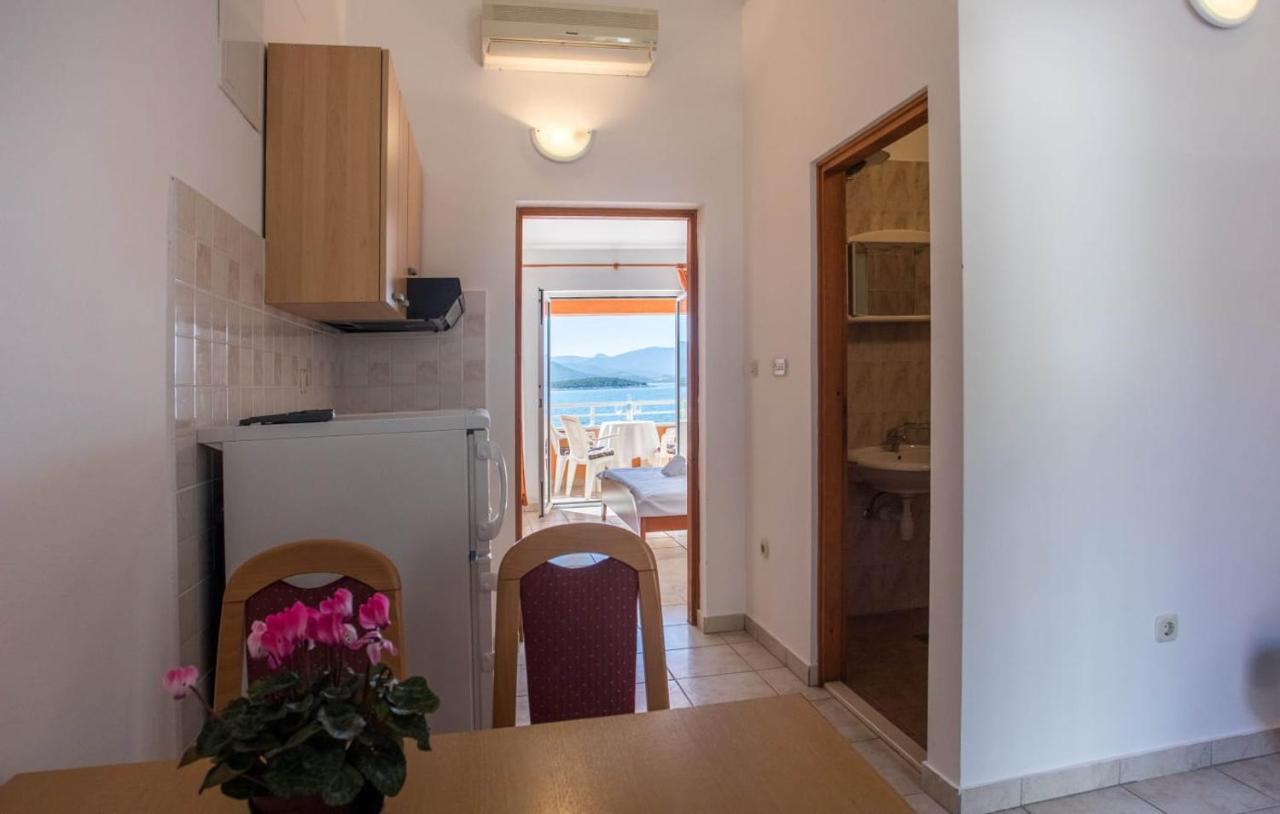 Apartmani Nikoletic Клек Екстериор снимка