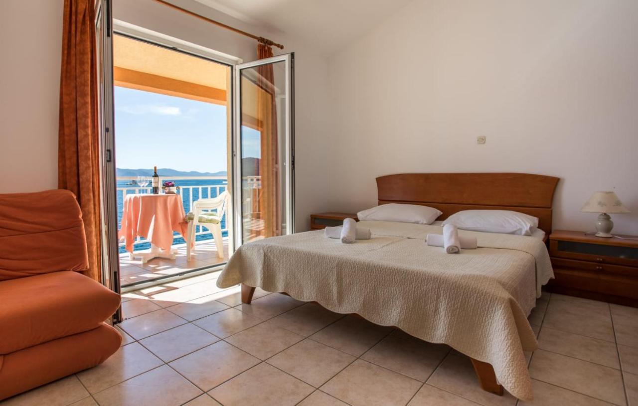 Apartmani Nikoletic Клек Екстериор снимка