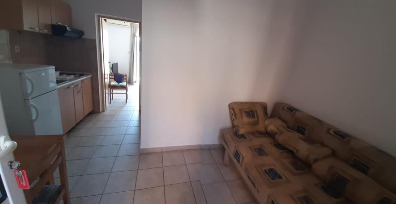 Apartmani Nikoletic Клек Екстериор снимка